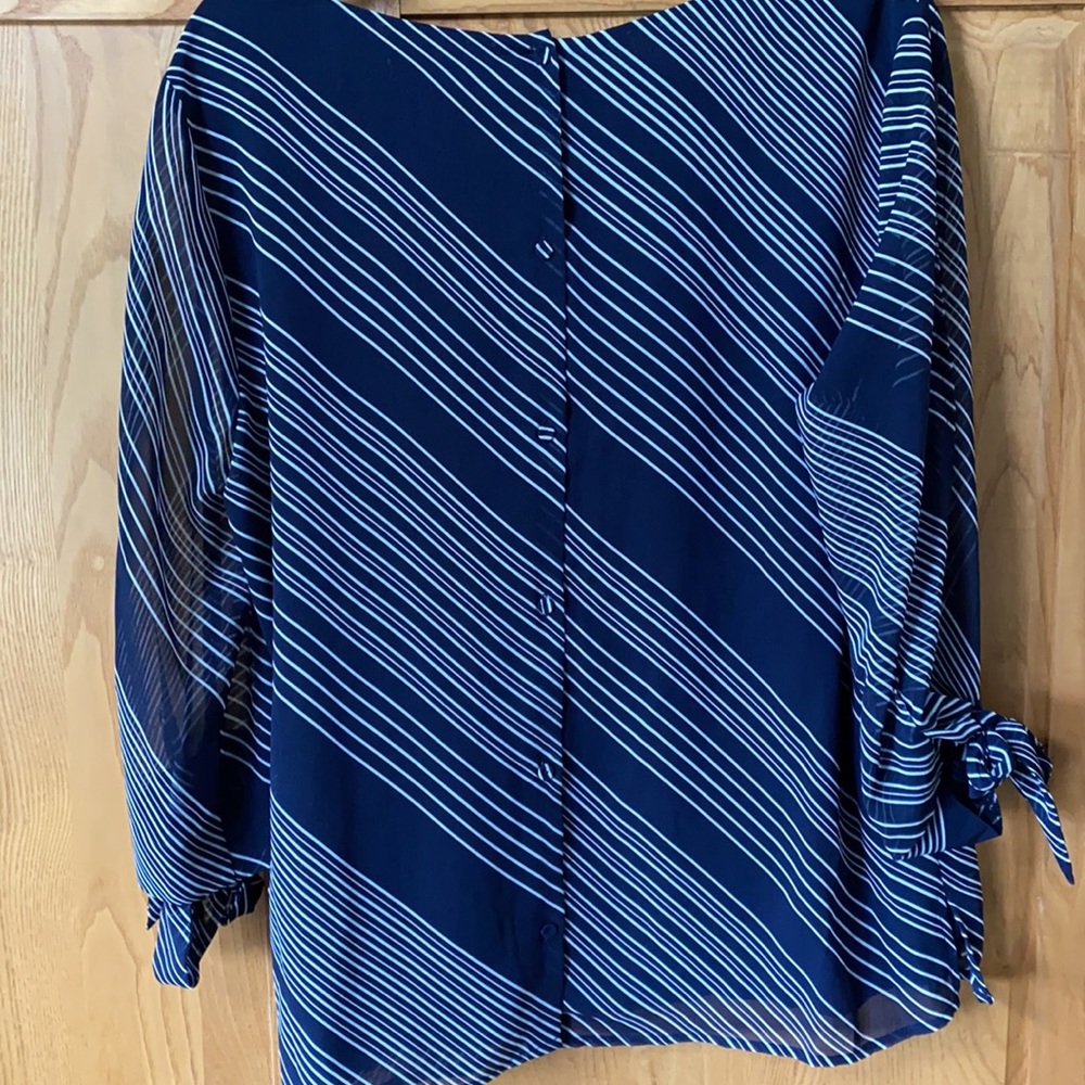 Women’s blouse - Picture 5 of 6